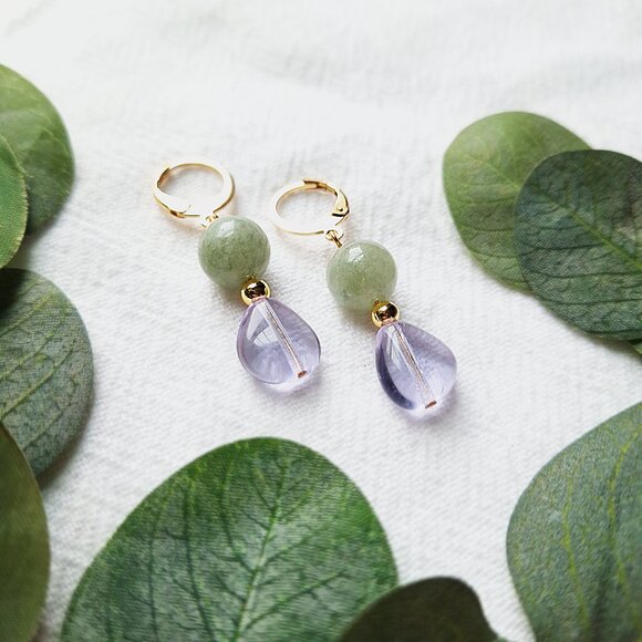 Ethereal Fairycore Earrings, Mystical Romantic Dangles, Gold Plated Jade Earring - Picture 4 of 6